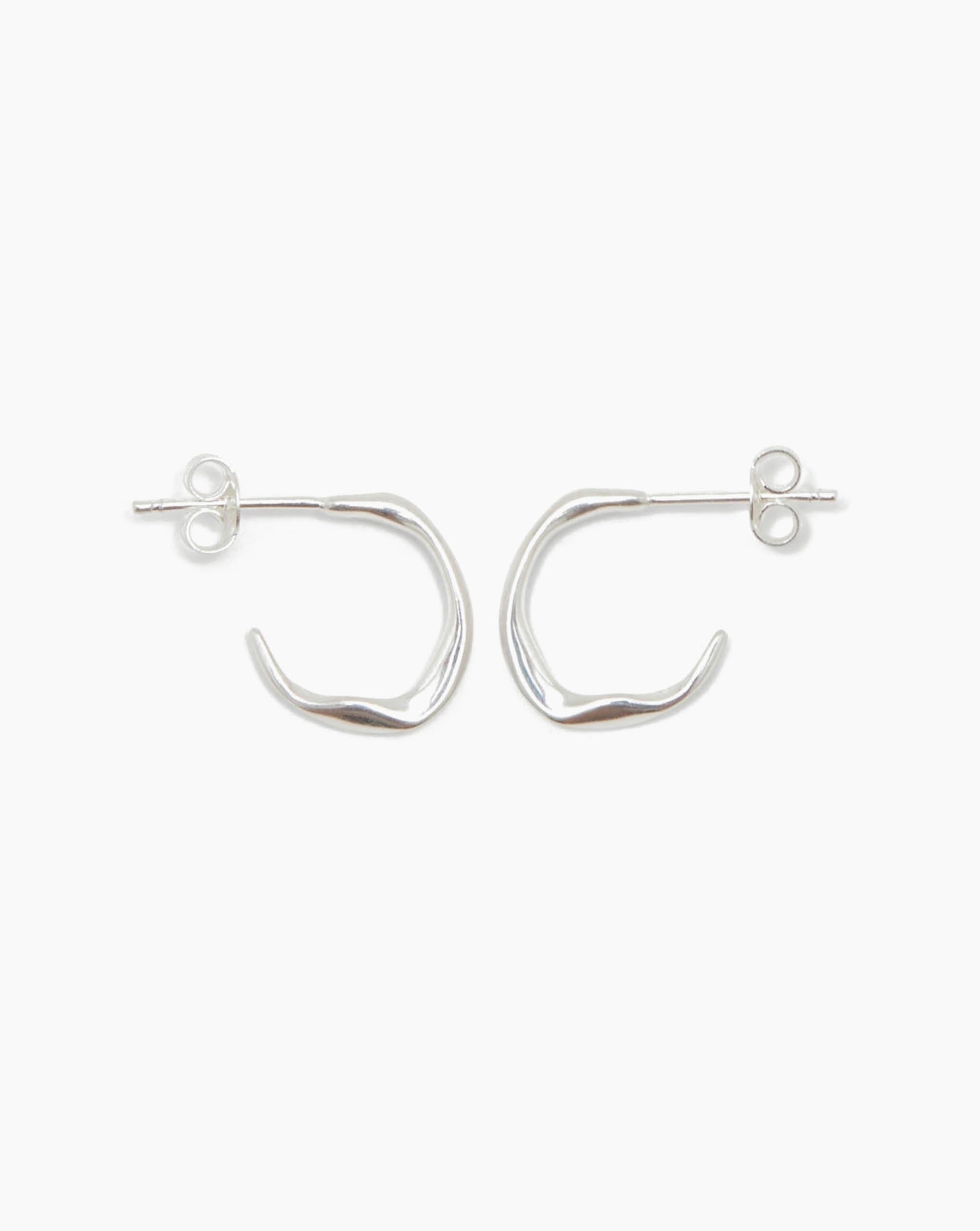 Molded Organic Hoop Silver Medium