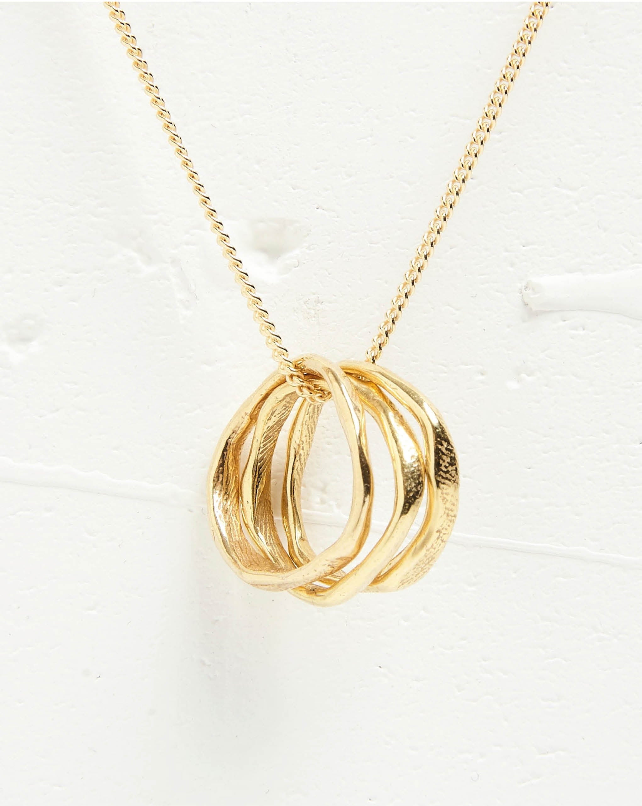 Polly Me Necklace Gold