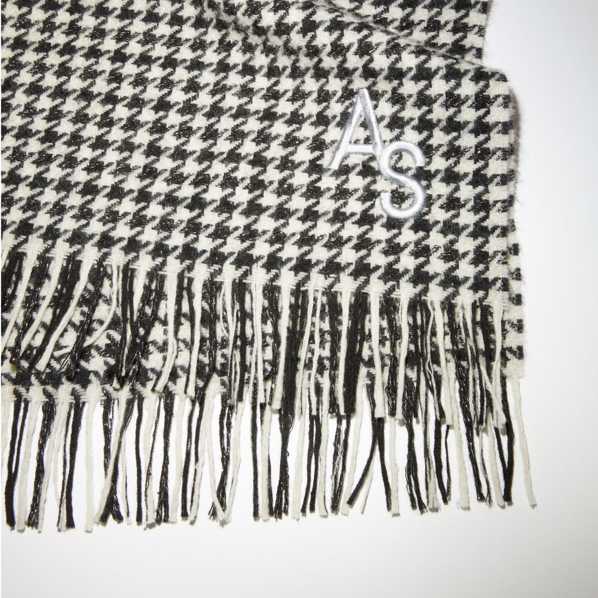 Houndstooth Checked Scarf