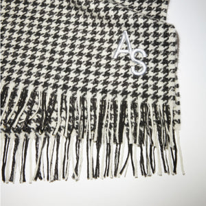 Houndstooth Checked Scarf